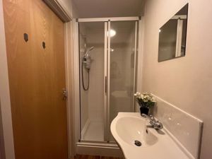 Photo 27- click for photo gallery